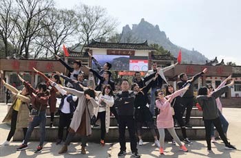 魅力徽州,陽光踏春——記江蘇東網(wǎng)科技2018年度公司春游活動(dòng)